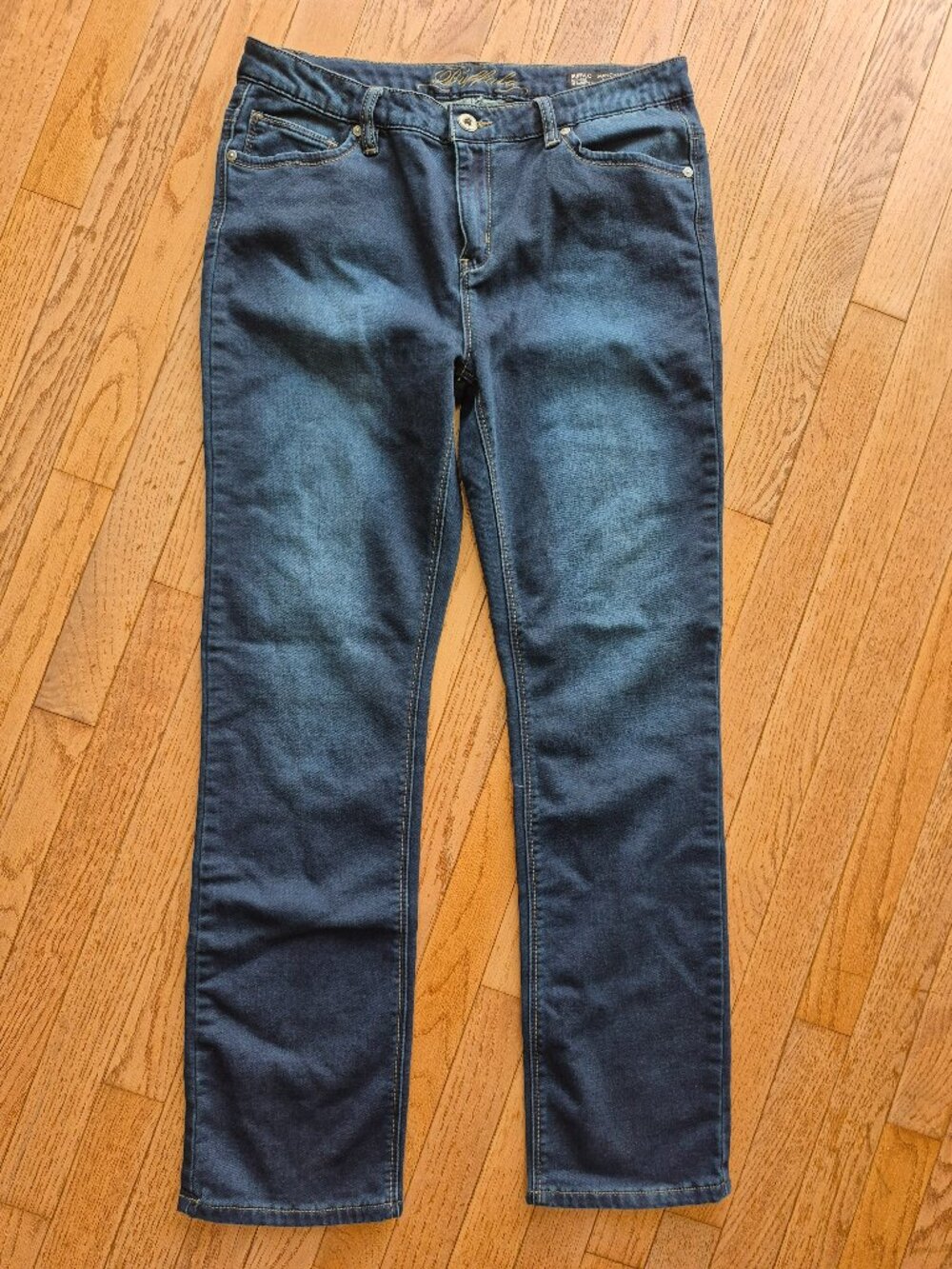 Buffalo Manchester Mid-Rise Straight Leg 12